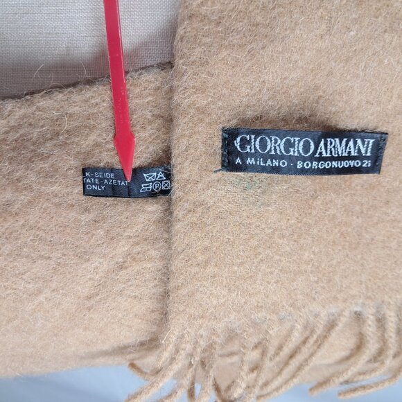 Giorgio Armani Made in Italy 2 Sided Tan Winter Muffler Scarf - Picture 8 of 8